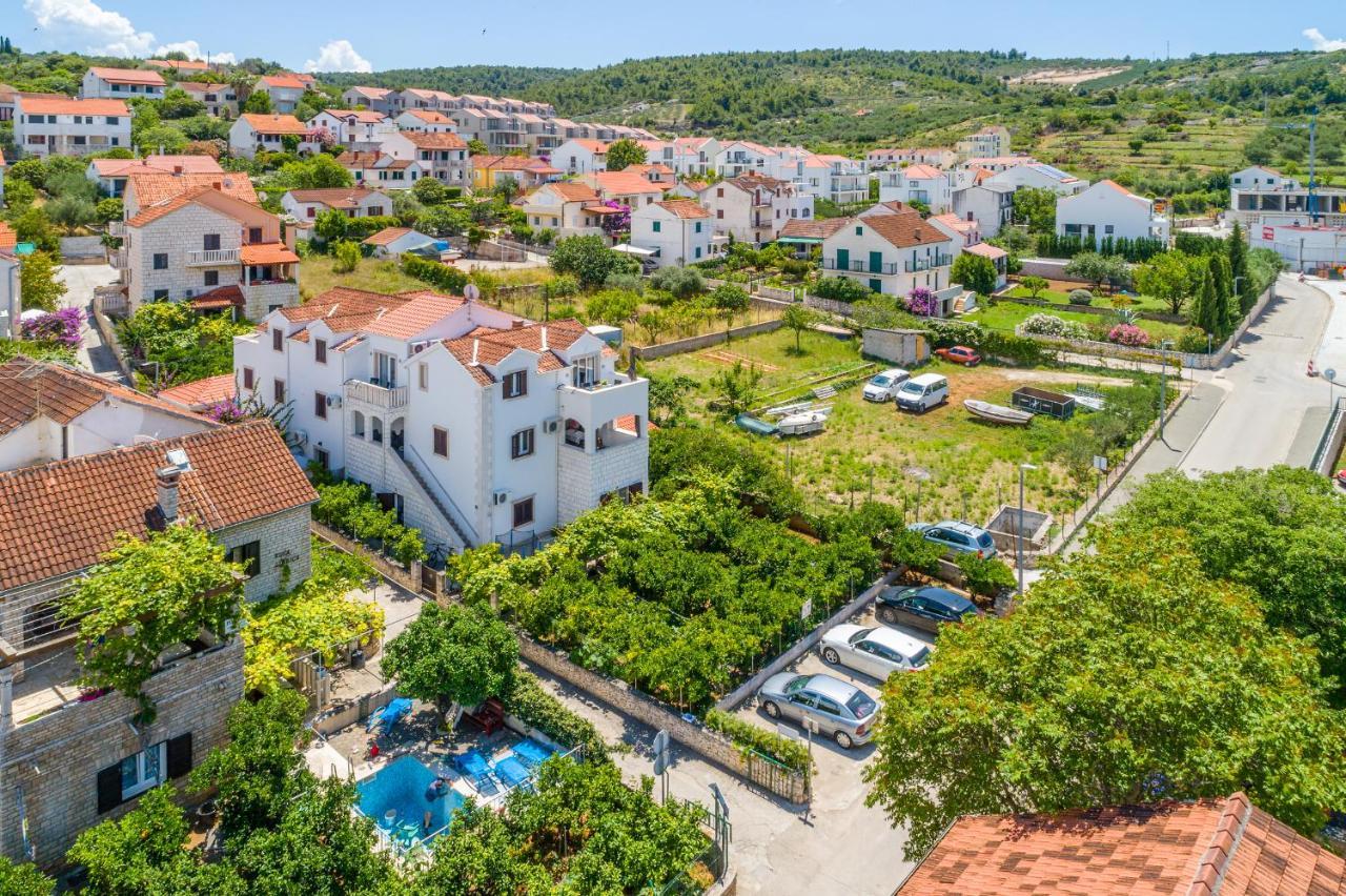 סוטיבאן Villa Dinka מראה חיצוני תמונה