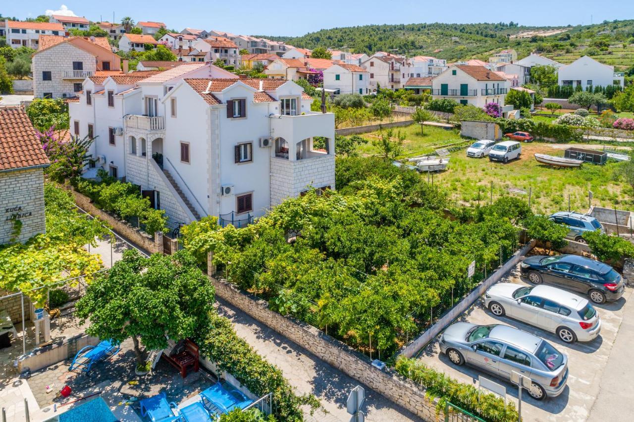 סוטיבאן Villa Dinka מראה חיצוני תמונה