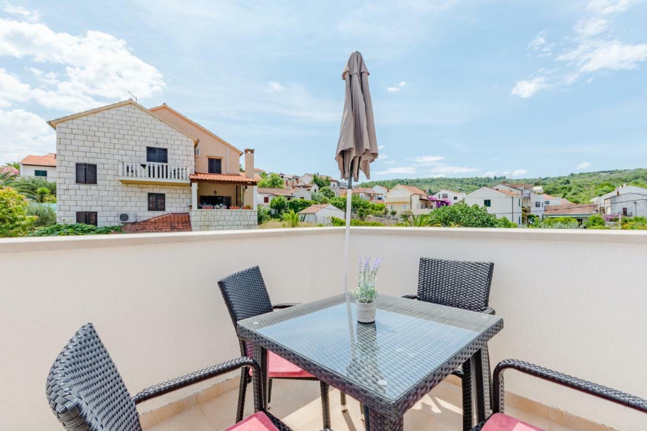 סוטיבאן Villa Dinka מראה חיצוני תמונה